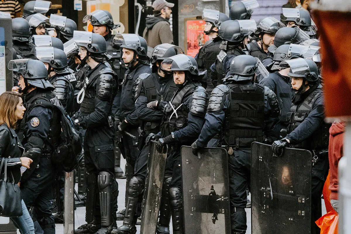 德甲與意甲深度解析：戰術博弈與冠軍懸念 - 斗球